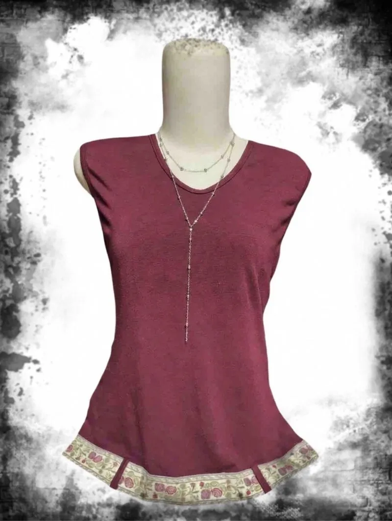 MAROON TOP VINTAGE photo 1