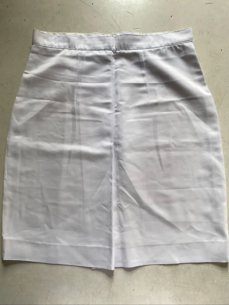 white basic skirt photo 1