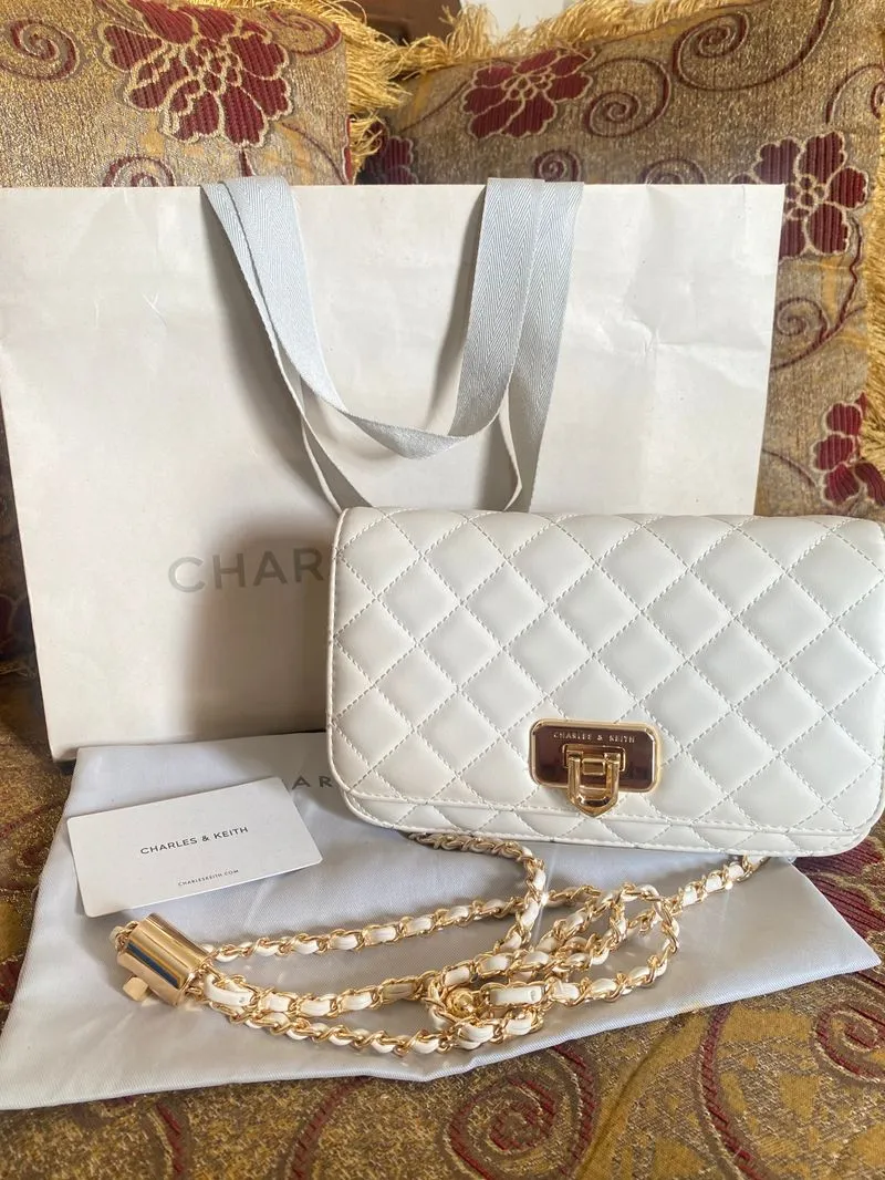 Tas Charles & Keith Clutch Push-Lock Creida Quilted - Cream photo 1