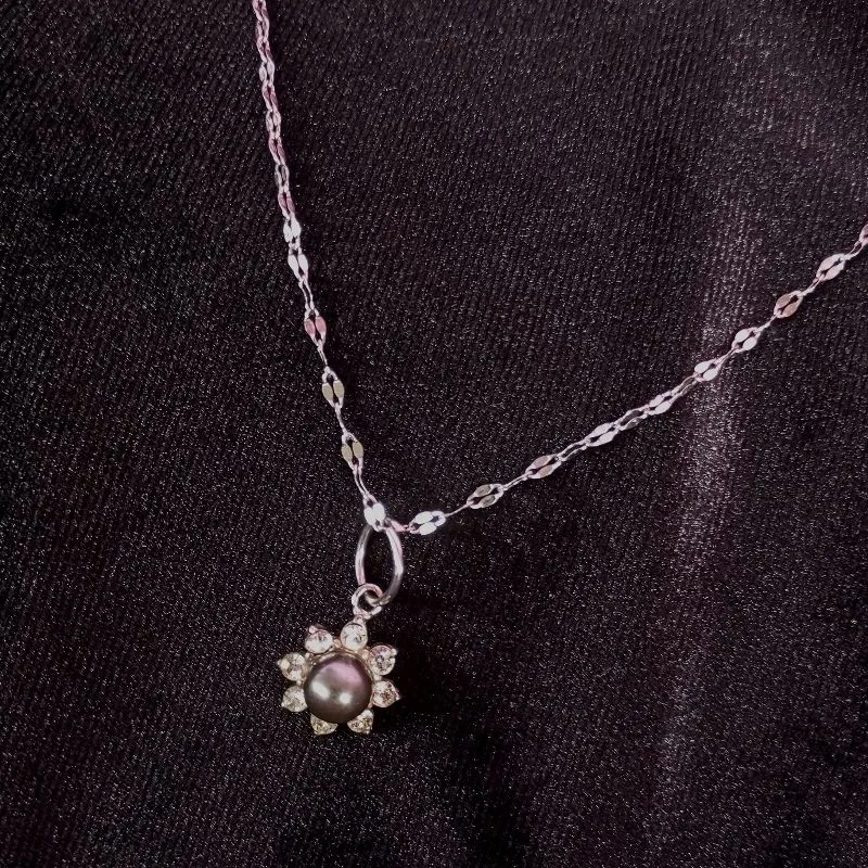 Kalung Titanium Silver Flowers Liontins Vintage photo 1