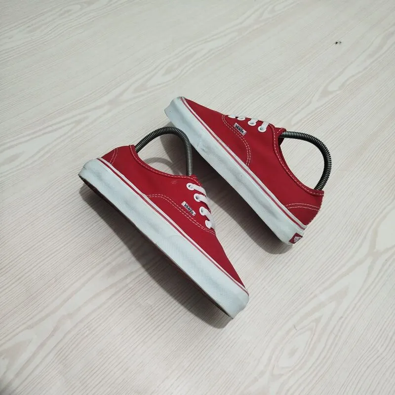 Vans authentic photo 1