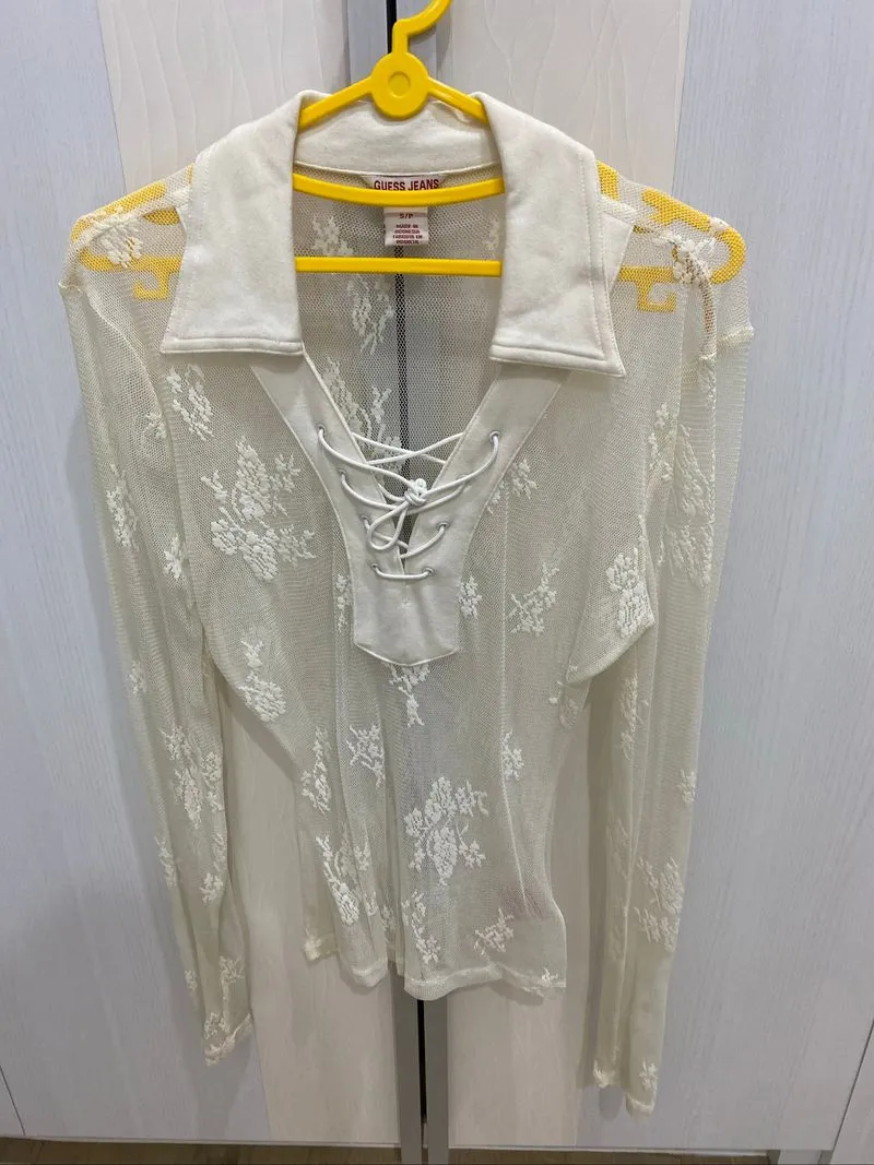 guess white blouse photo 1