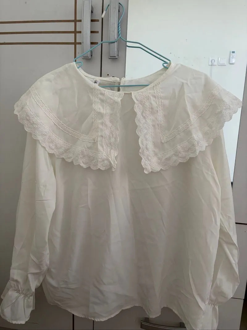 Blouse putih cantikk bgt 😍🤏 photo 1