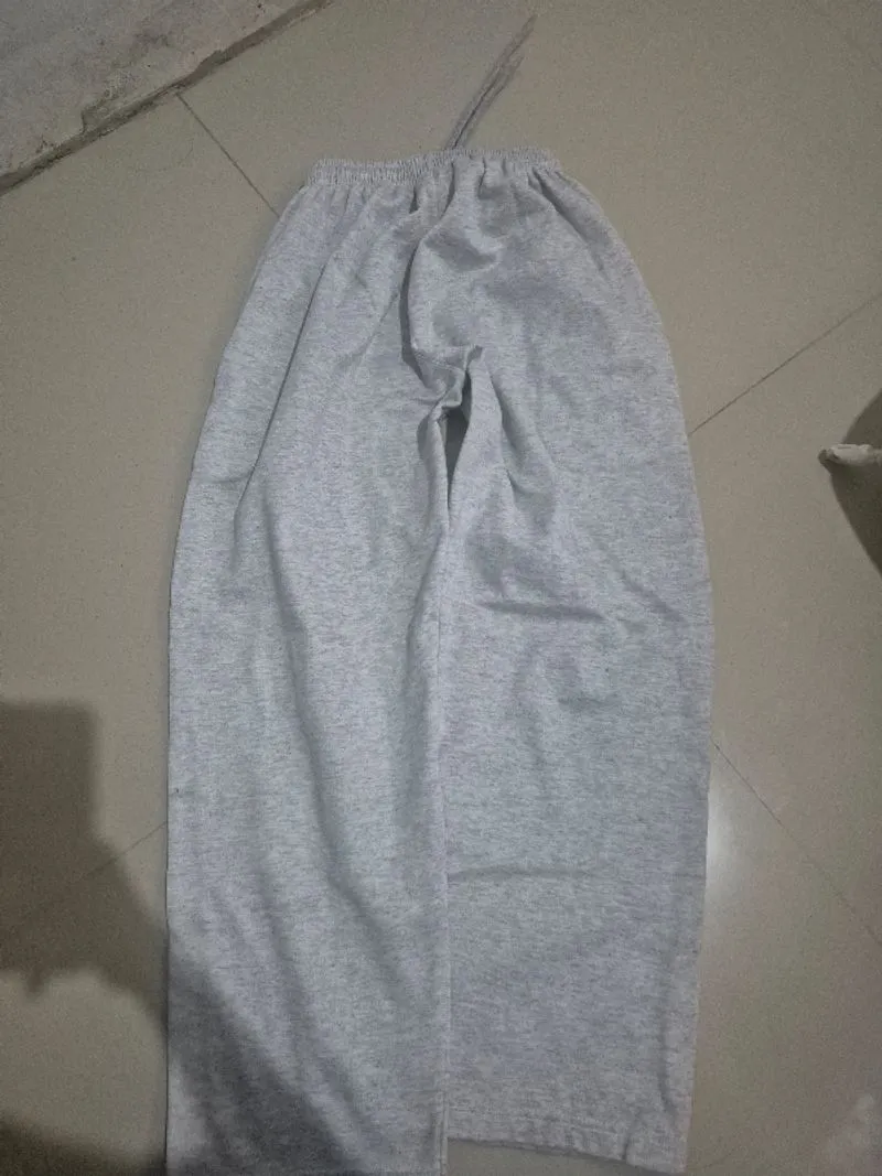 sweatpants photo 1
