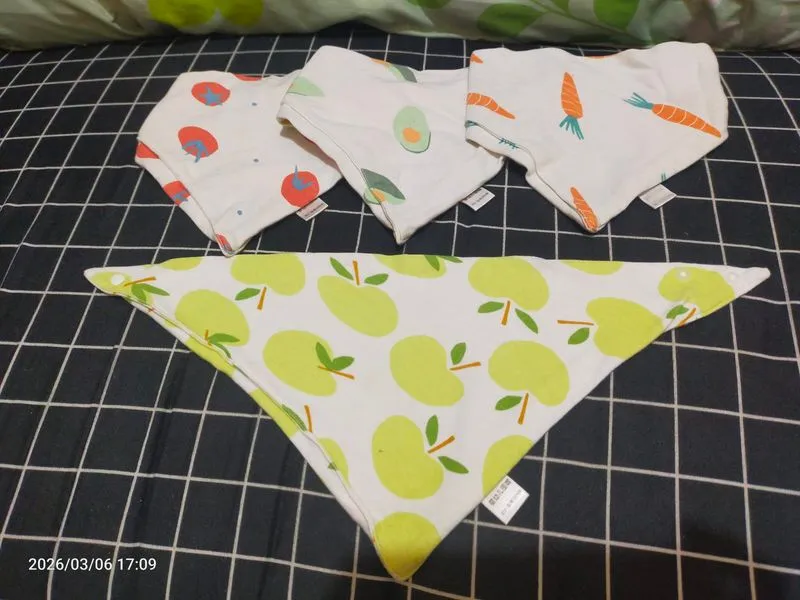Paket Sleber/Bib/Celemek Bayi Motif Buah dan Sayur photo 1