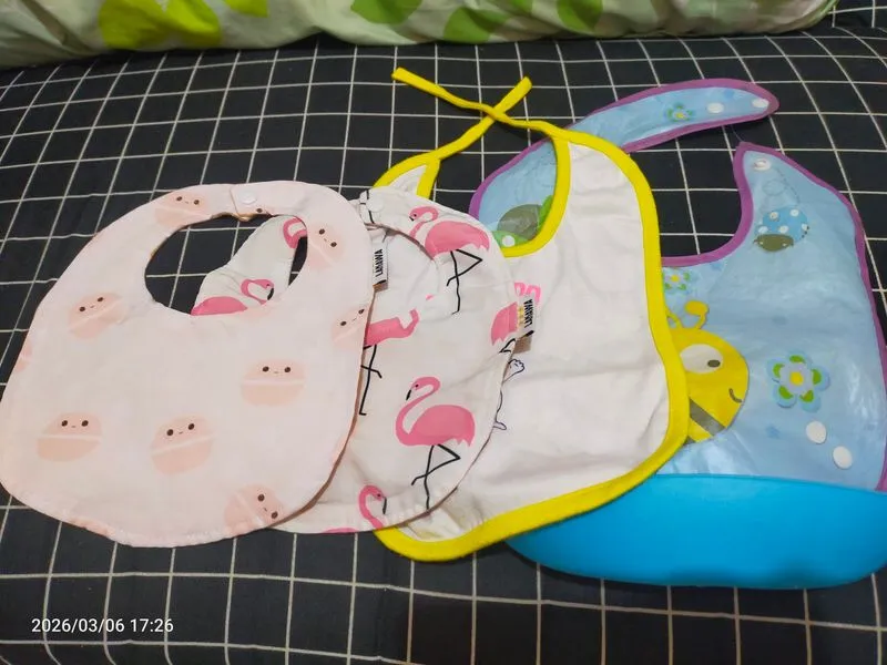 Paket Sleber/Bib/Celemek Bayi Model Campur photo 1