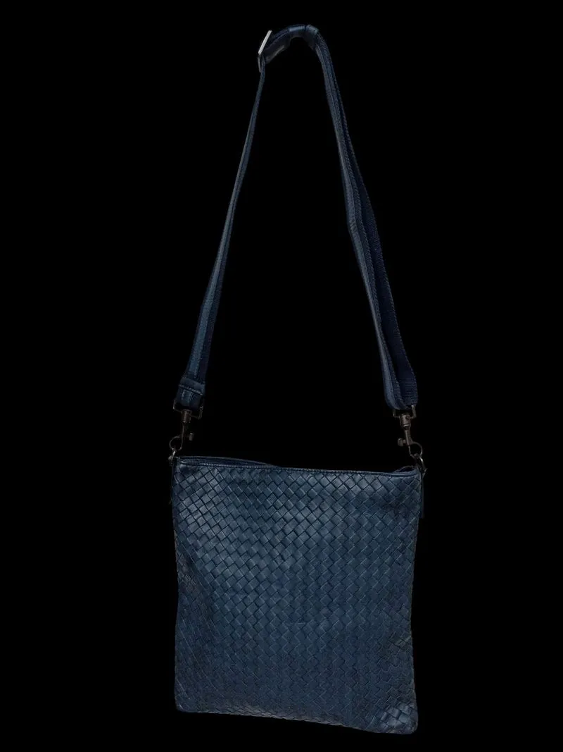 preloved tas slempang sling bag bottega veneta biru photo 1
