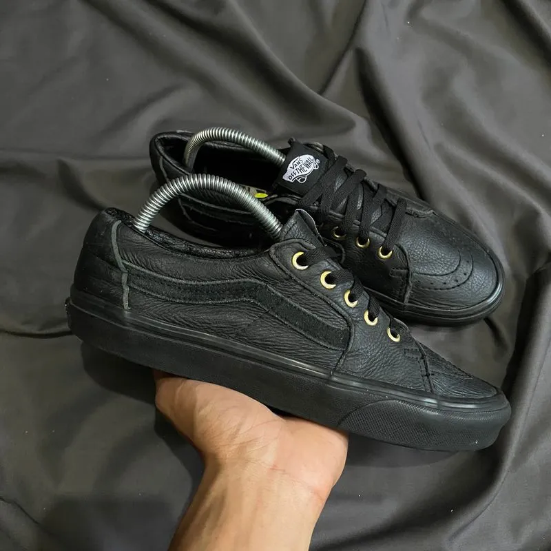 VANS Indie Casual Sneakers Pria black photo 1