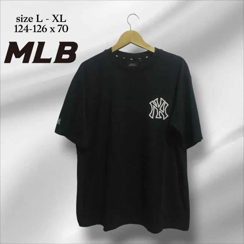 preloved kaos t-shirt mlb ny hitam sz L-XL photo 1