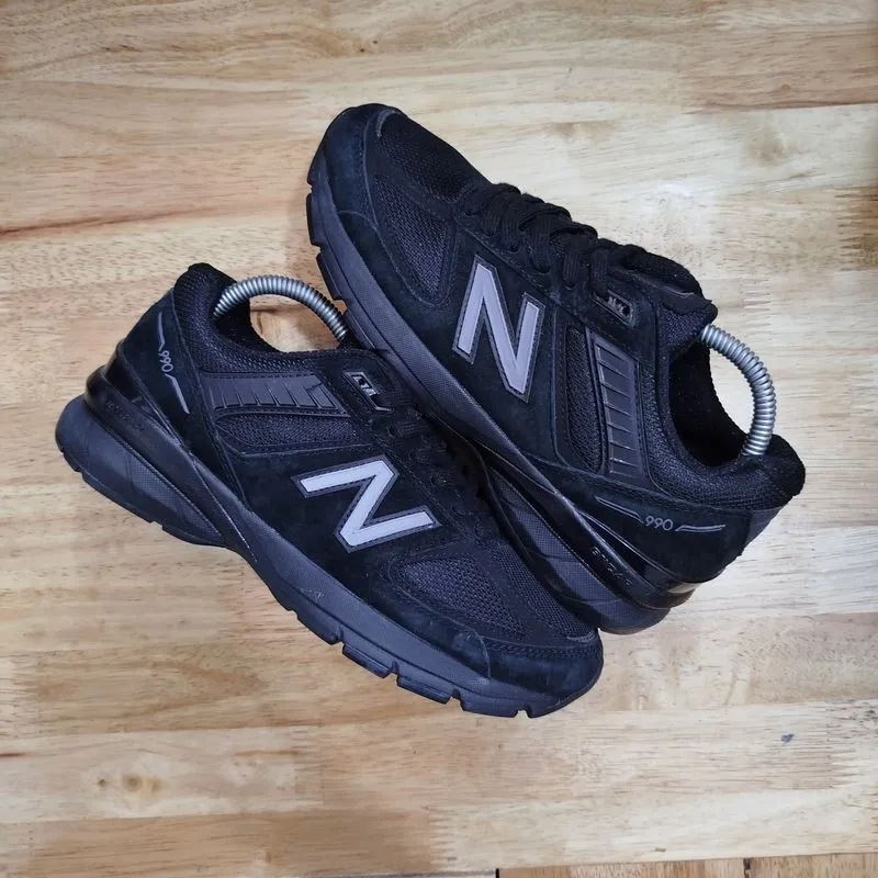 New Balance Casual Sneakers Pria black photo 1