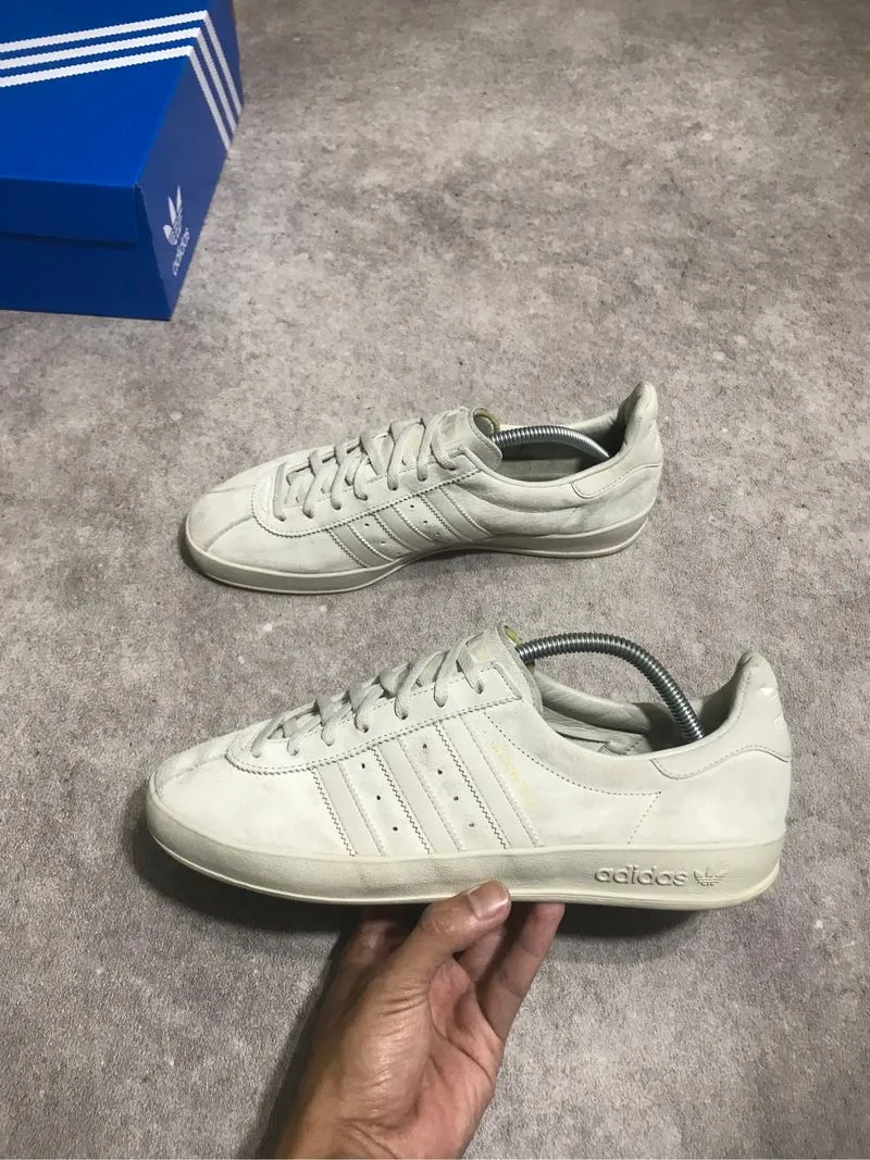 Adidas Broomfield Raw photo 1