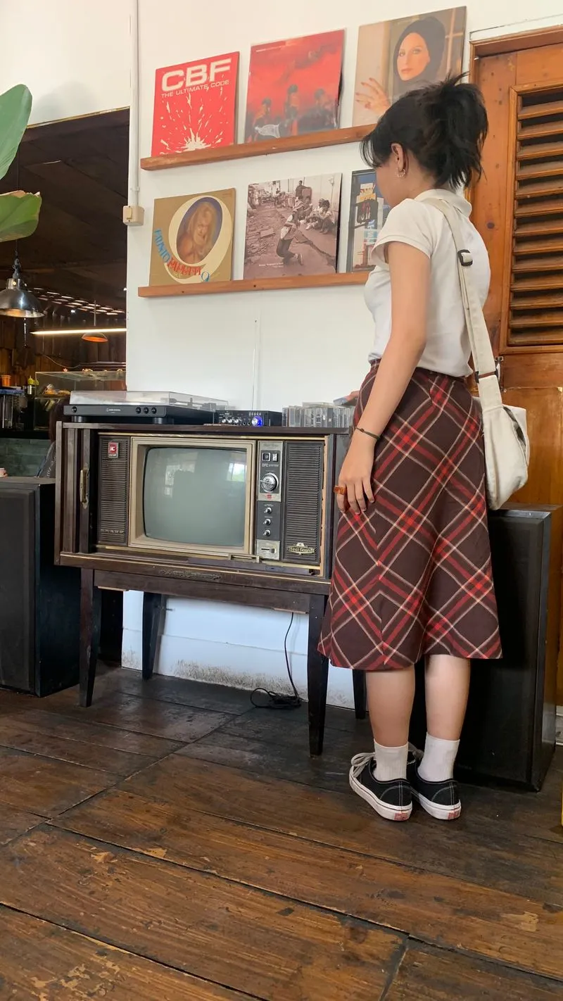 Streetwear Y2K Skirt Wanita burgundy red photo 1
