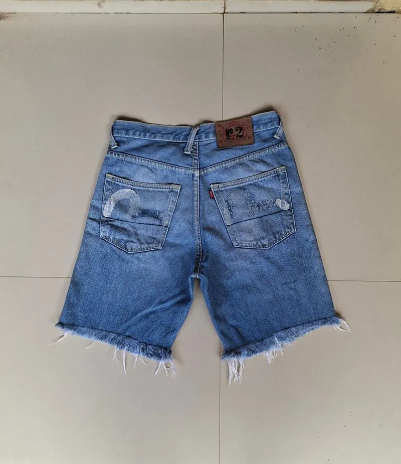 Evisu Jeans
Made in China
Size tag 29
Lp : 76 photo 1