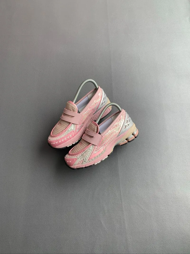 New Balance 1906L Loafer Metallic Pink photo 1