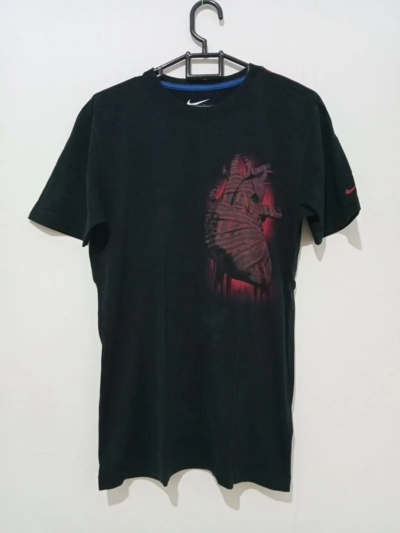 [ NETT ] Nike Men's T-shirt photo 1