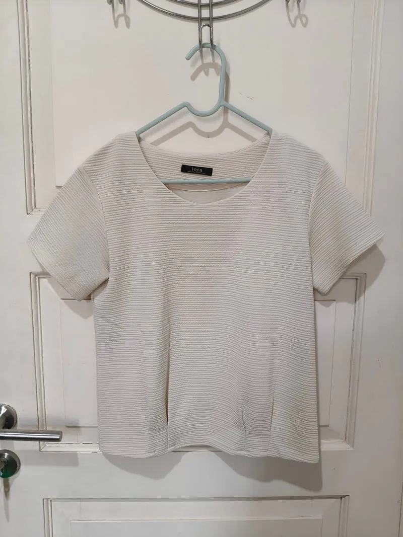iORA Cream Top photo 1