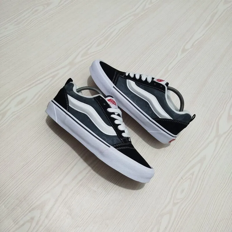 Vans Knu photo 1