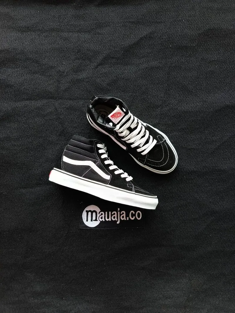 Vans Sk8-Hi Classic Black White photo 1