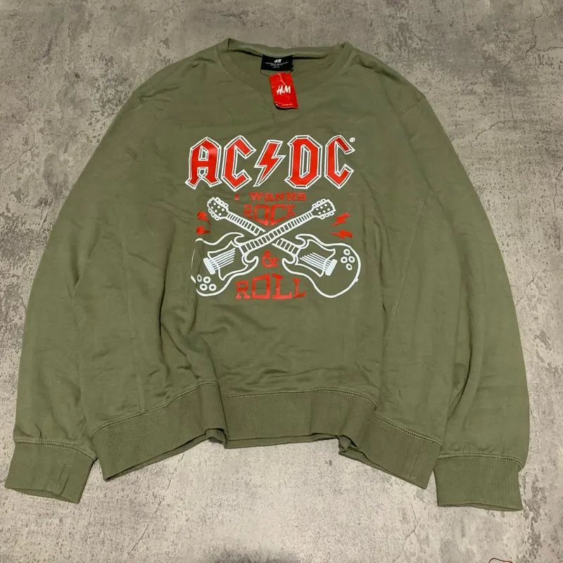 Crewneck HnM ACDC photo 1