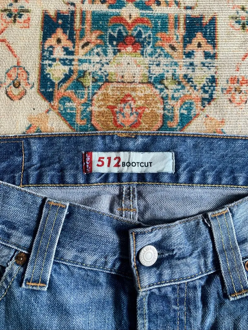 Levi’s 512 Bootcut Selvedge Buttonfly Jeans photo 1