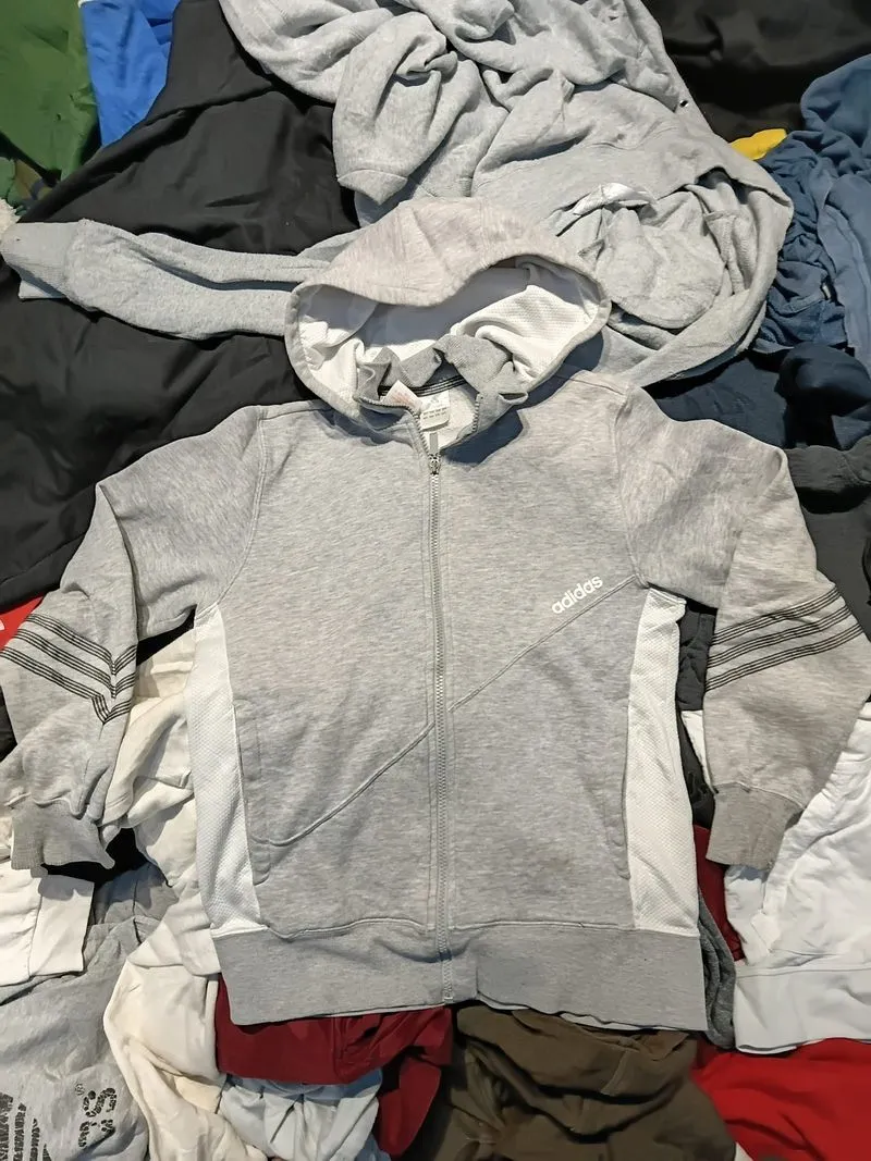 Adidas photo 1