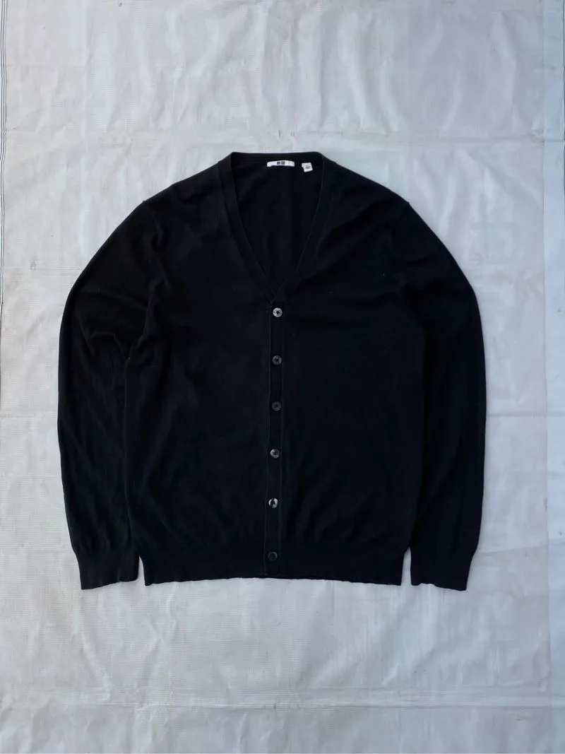 Uniqlo Cardigan photo 1