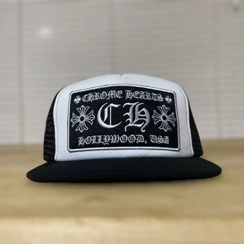 Topi Chrome hearts photo 1