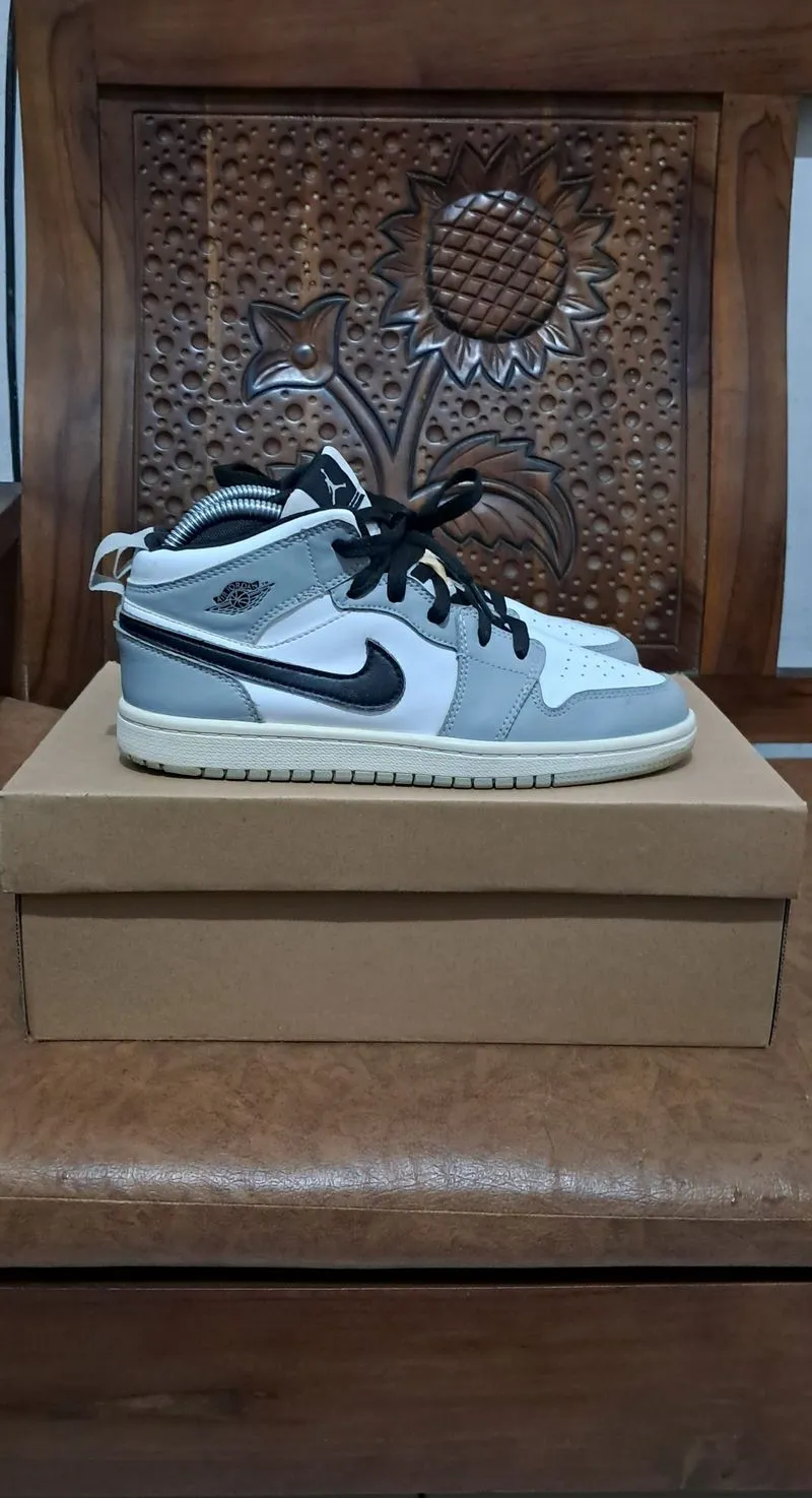 Casual dan sporty Nike Air Jordan photo 1