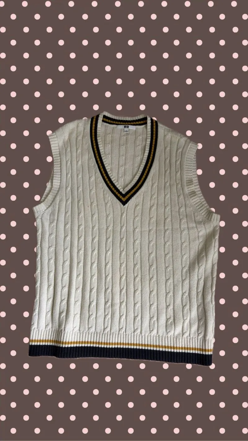 Vest Uniqlo Broken White photo 1