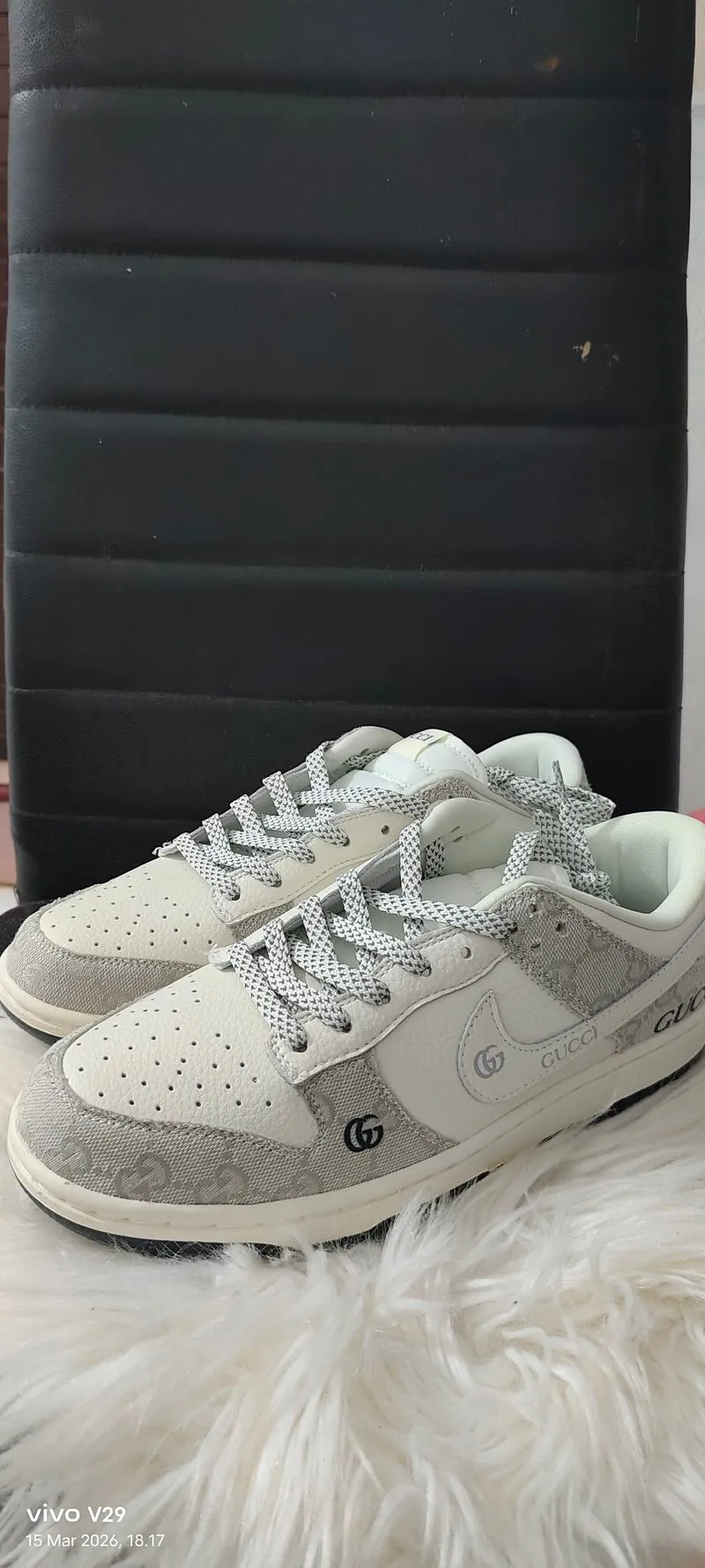 Sepatu sneakers Gucci  photo 1