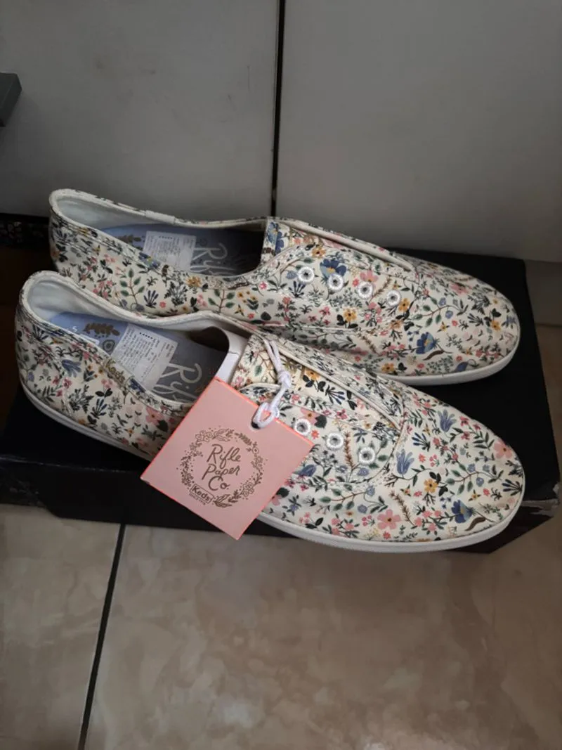 KEDS x Rifle Paper Co (Never been used) photo 1
