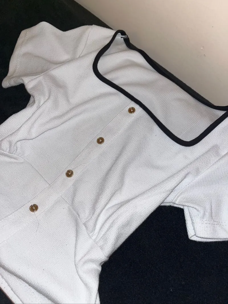 crop tops putih photo 1