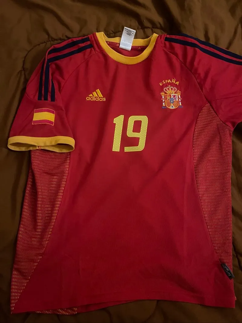 Spain 2002 Home Original photo 1