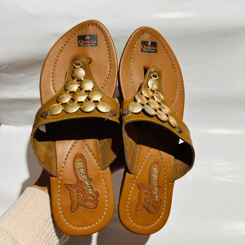 Quinsha Collection – Sandal Selop Wanita Aksen Ko  photo 1