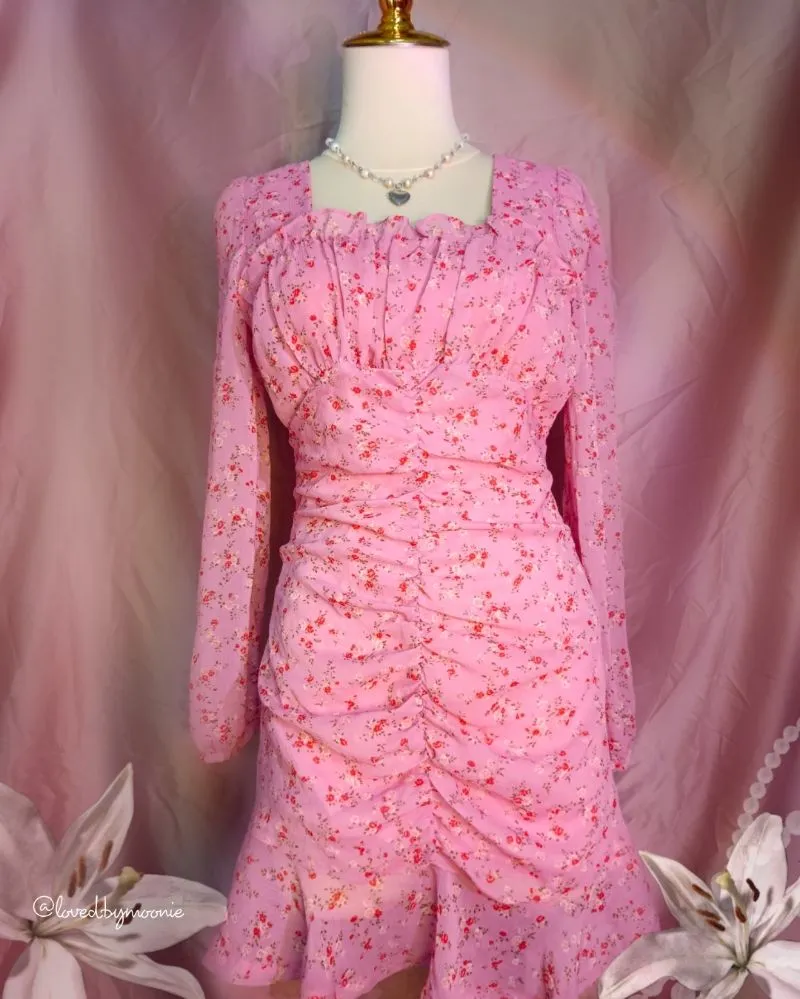 Pink floral korean scrunch dress photo 1