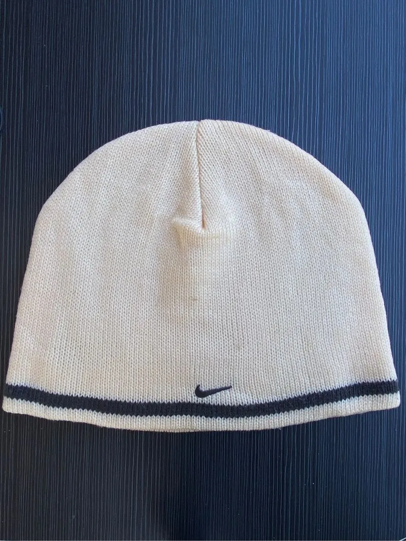 Vintage Nike beanie hat photo 1
