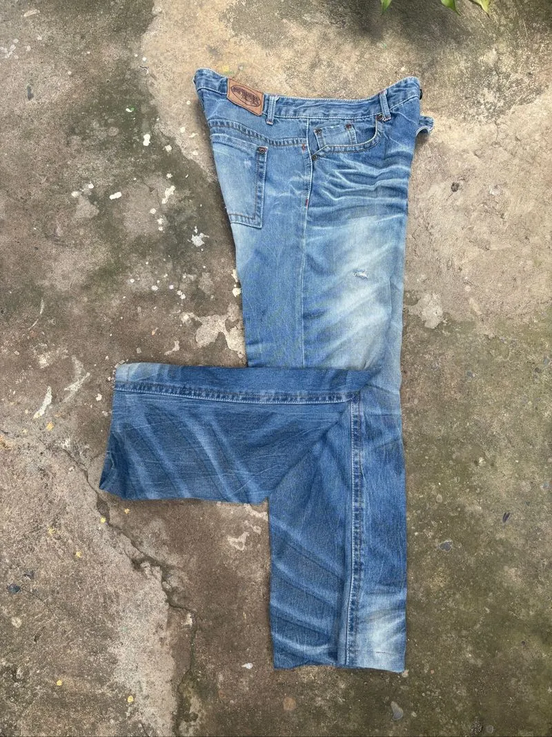 JEANSS  photo 1
