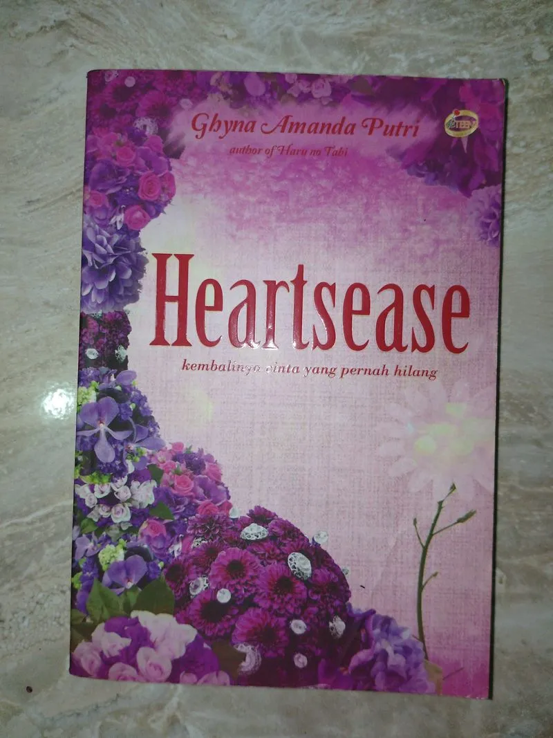 Buku novel Heartsease photo 1