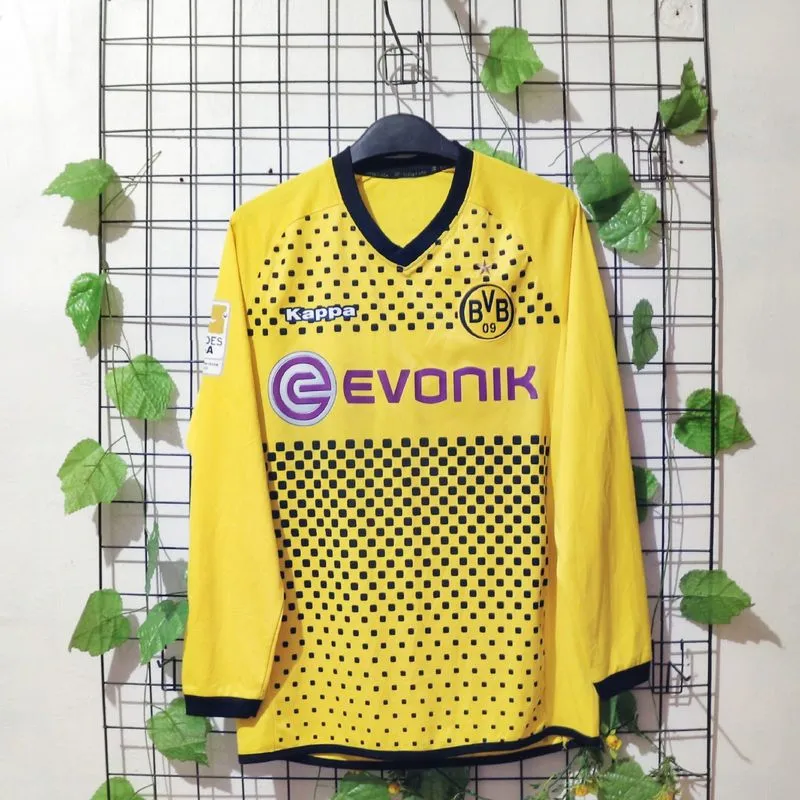 Borussia Dortmund Home Shirt/Jersey 2011 - 2012 photo 1