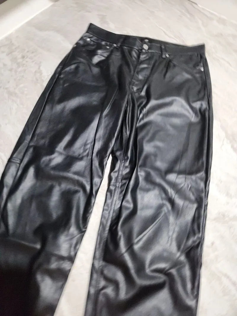 H&M 90S Straight Trousers photo 1