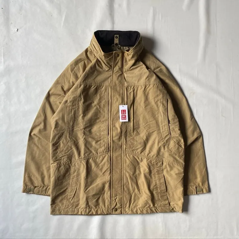 Uniqlo Windbreaker Jacket photo 1
