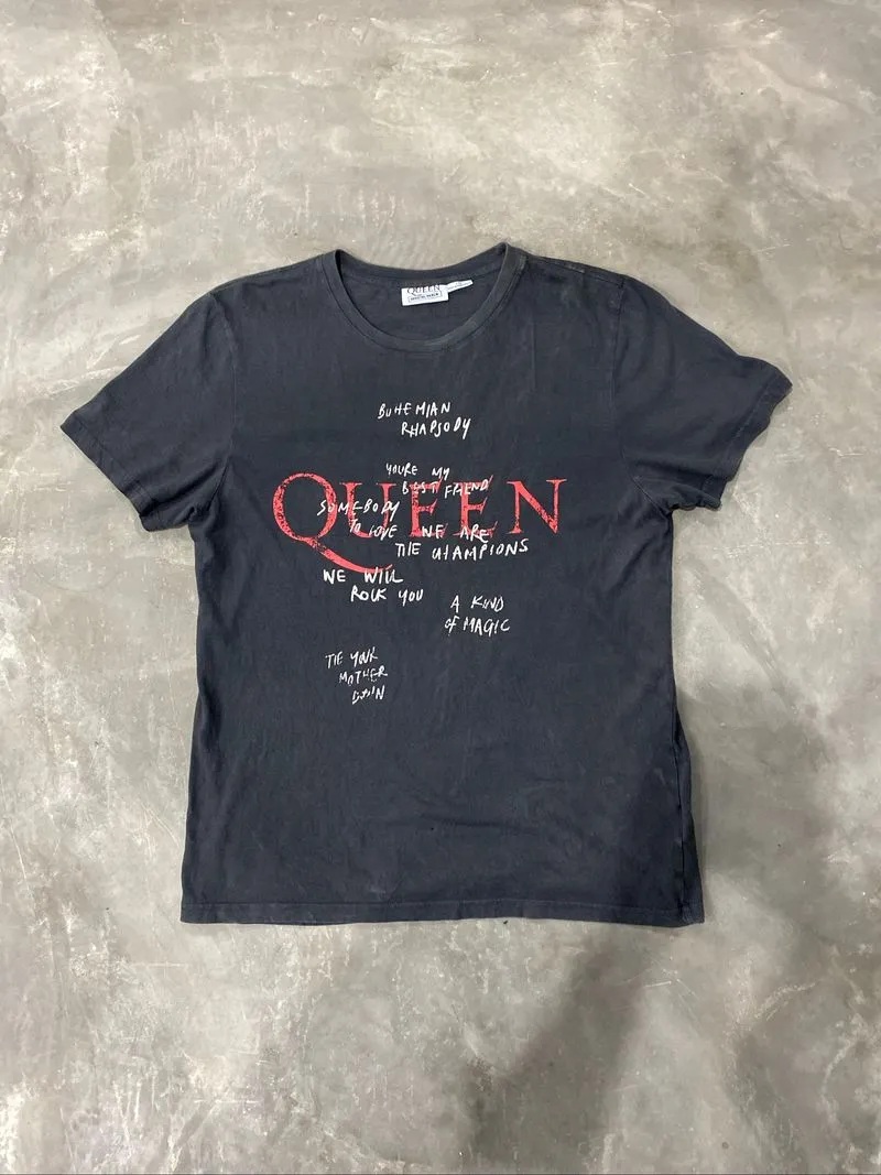 Queen band T-shirt vintage photo 1