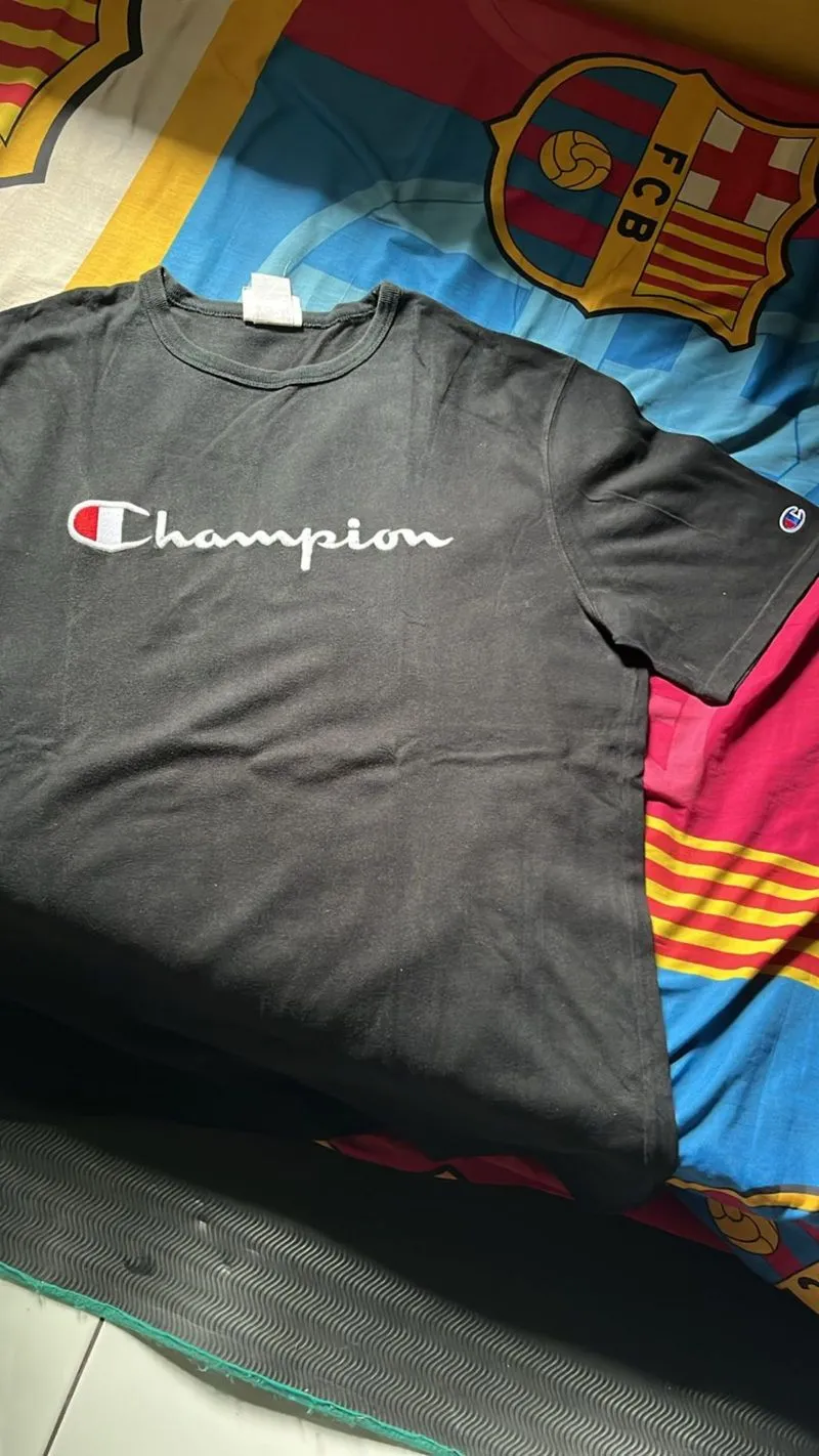 tshirt champion photo 1