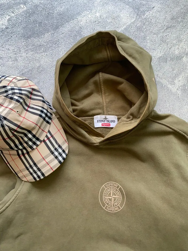 Stone island x Supreme Reflective Logo photo 1