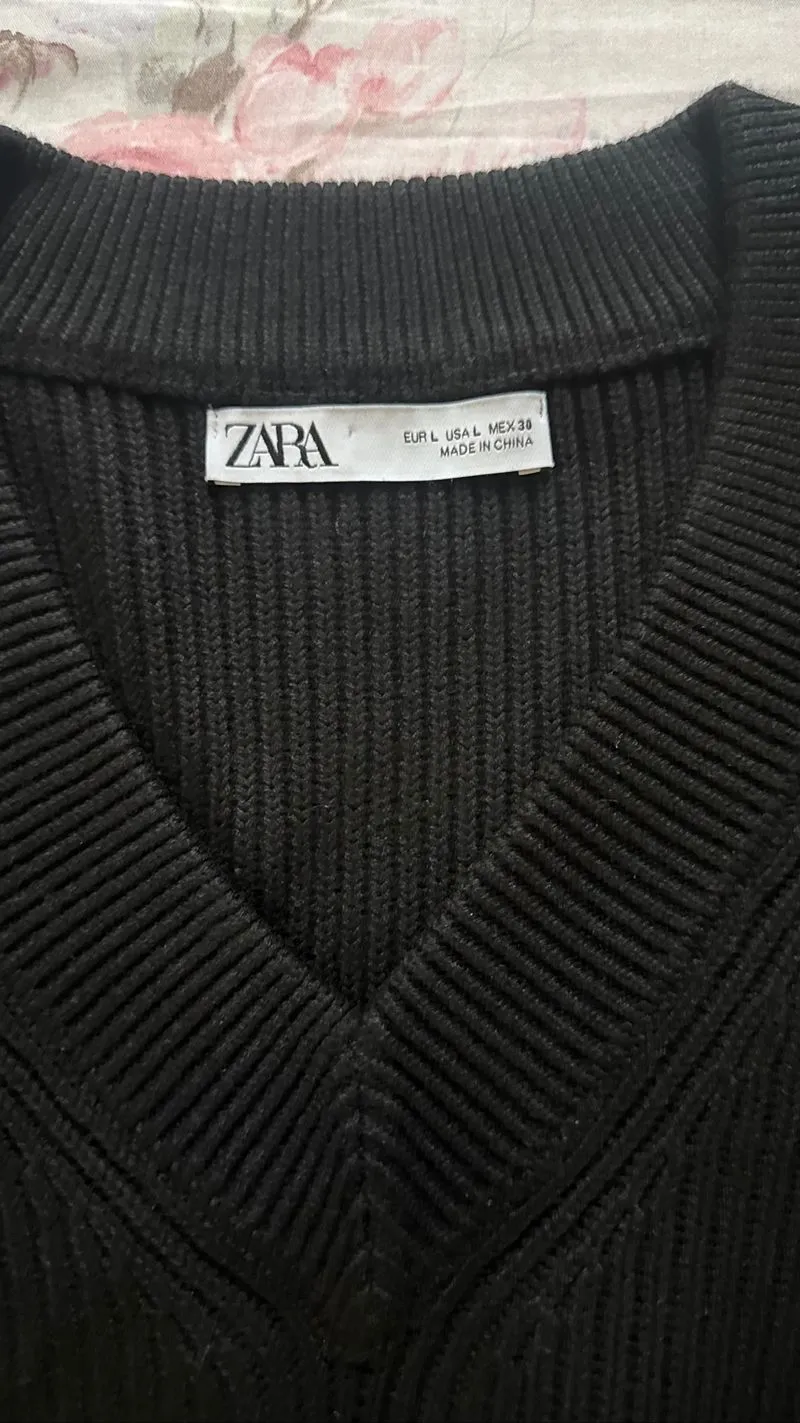 Zara knit black vest  photo 1