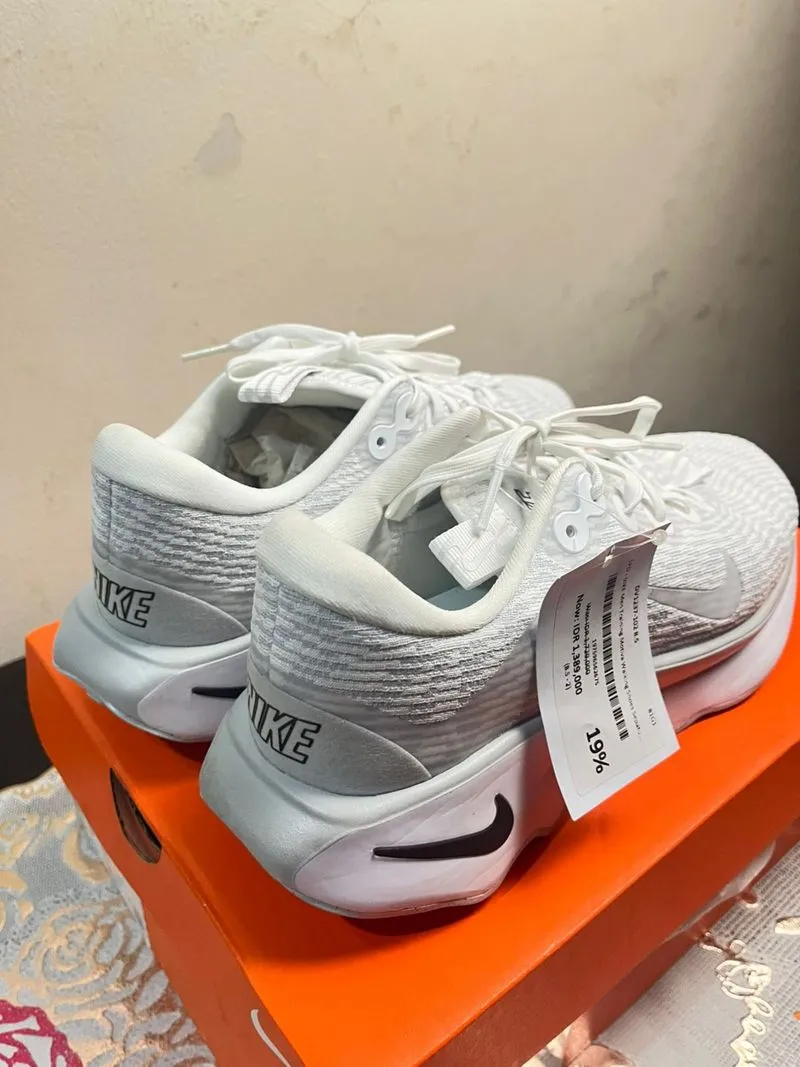 Nike Motiva Walking Shoes Pria (NEW) photo 1