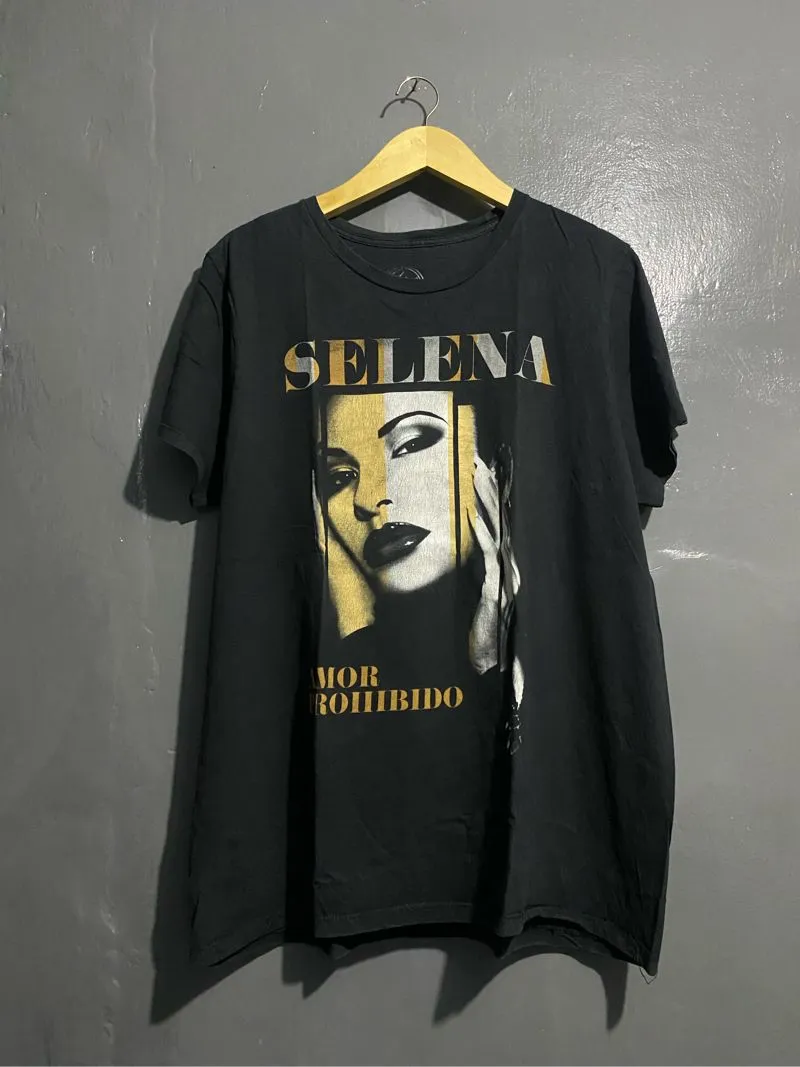 Vintage Selena Gomez Face T-Shirt photo 1