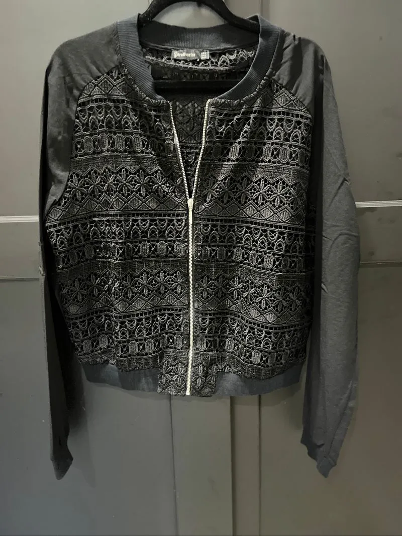 Stradivarius Outer photo 1