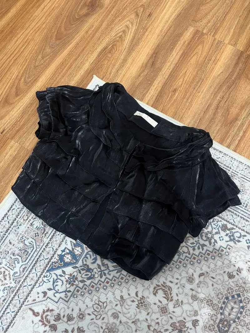 black top vintage crop layer unique photo 1