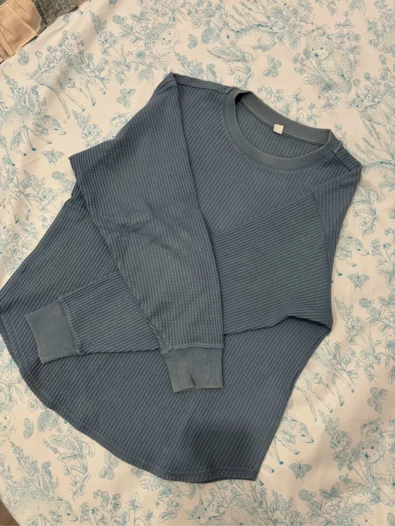Uniqlo Sweaters For Women photo 1